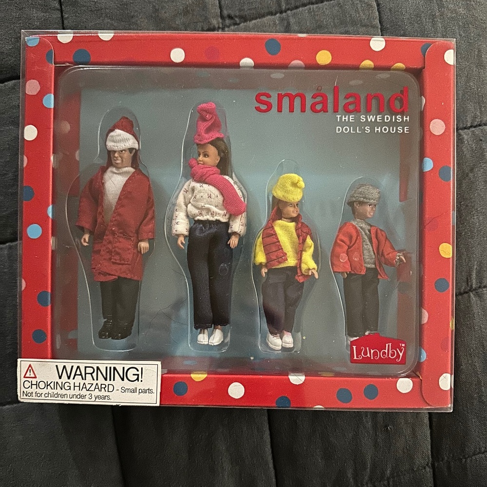 Lundby Smaland doll family